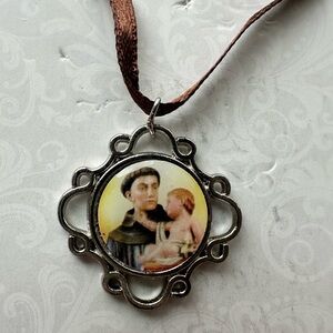 Saint‎ Anthony Medal - No Chain - New